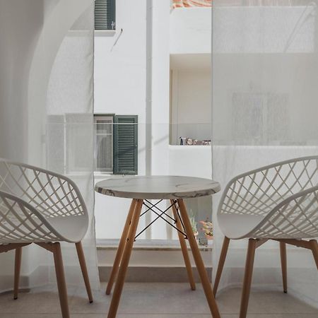 Naxos CityGolden Bird'S公寓式酒店 外观 照片
